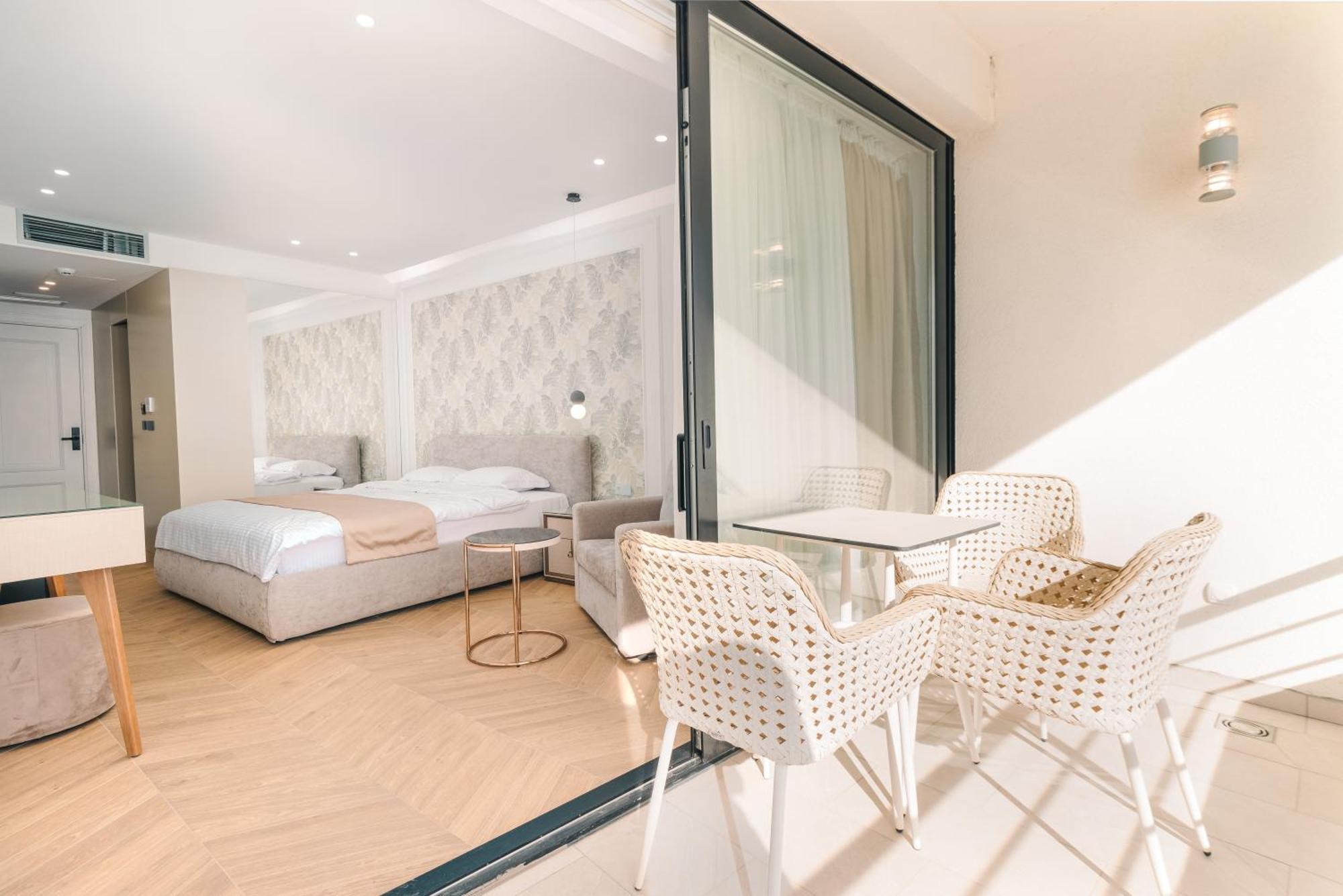 Miramar Hotel Ulcinj Kültér fotó